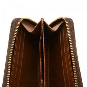 Louis Vuitton - Zippy